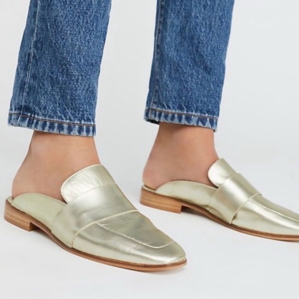 Free People At Ease gold Mule size 8